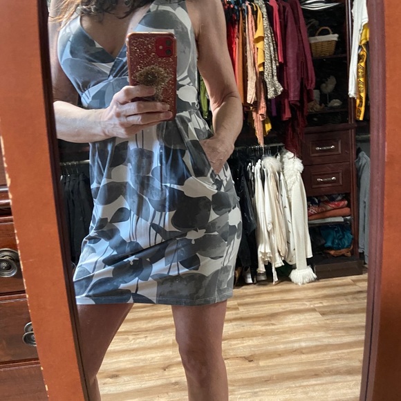 Summer dress - Picture 4 of 4